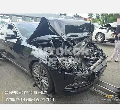 2016, Genesis / genesis, 99623 км., gas, 3300 куб.см.