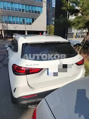 2022, Mercedes-Benz / GLA 250, 22019 км., gas, 1991 куб.см.