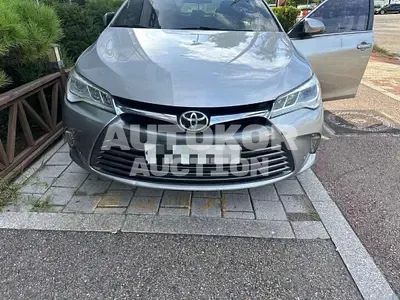 2015, Toyota / Camry, 211282 км., gas