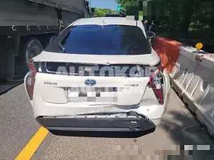 2018, Toyota / Prius, 40000 км., hybrid