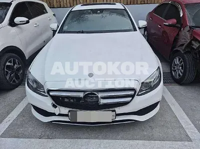 2016, Mercedes-Benz / E 220, 229264 км., diesel, 1950 куб.см.