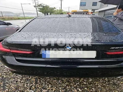 2021, BMW / 320, gas