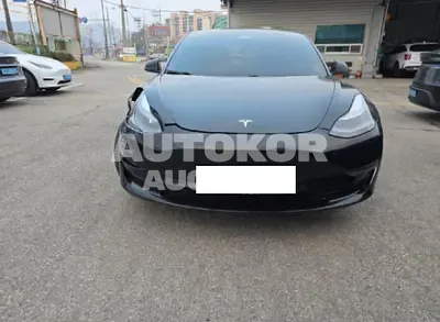 2021, Tesla / Model 3, 126534 км., electric