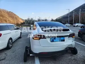 2023, Tesla / Model X, VIN: 7SAXCDE53PF408220, 15000 км., electric