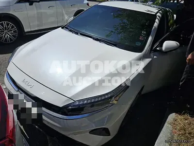 2022, BMW / Z1, gas, 1600 куб.см.