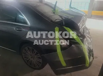 2018, Mercedes-Benz / S 560, VIN: WDDUG8GB2JA406835, 67049 км., gas