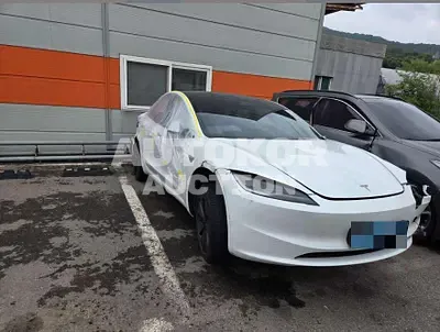 2024, Tesla / Model 3, 104274 км., electric