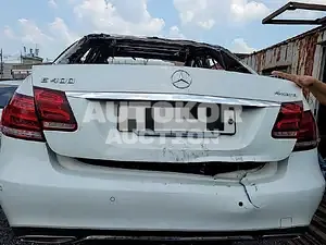 2015, Mercedes-Benz / E 400, 210000 км., gas, 2996 куб.см.