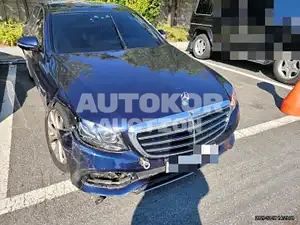 2019, Mercedes-Benz / E 300, VIN: WDDZF4KB8KA662505, 23656 км., gas