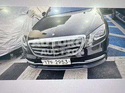 2018, Mercedes-Benz / s560, VIN: WDDUG8GB6JA417904, 240409 км., gas