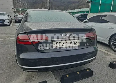 2015, Audi / A8, VIN: WAUZZZ4H1FN002267, 189138 км., diesel