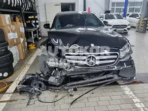2017, Mercedes-Benz / E 300, VIN: WDDZF4JB2HA171678, 52832 км., gas