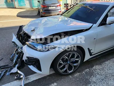 2022, BMW / i4, VIN: WBY71AW09NFN05840, 3016 км., electric