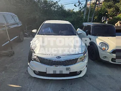 2016, BMW / B5, 73740 км., gas, 2000 куб.см.