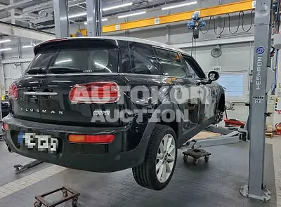 2021, MINI / Clubman, VIN: WMWXJ3100M2P40425, 8515 км., gas