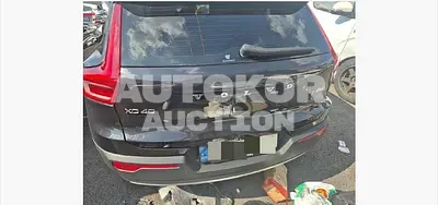 2021, Volvo / XC40, gas, 2000 куб.см.