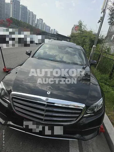 2019, Mercedes-Benz / e300, 127426 км., diesel