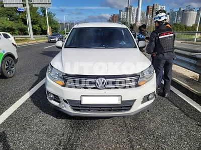 2016, Volkswagen / Tiguan, VIN: WVGZZZ5NZGW541918, diesel