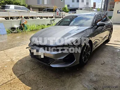 2022, BMW / B5, gas, 2000 куб.см.