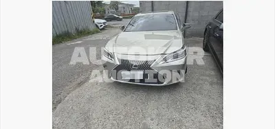 2019, Lexus / es300h, 150000 км., hybrid, 2487 куб.см.