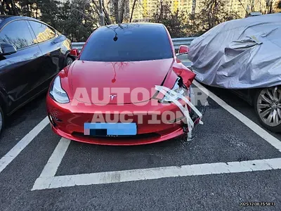 2020, Tesla / Model 3, 40078 км., electric