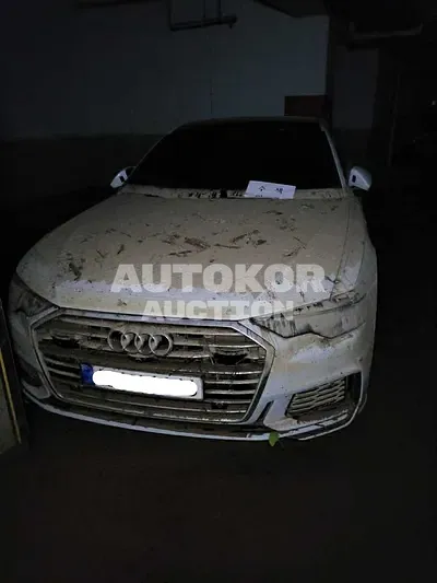 2021, Audi / A6, VIN: WAUZZZF25MN068049, 12000 км., gas
