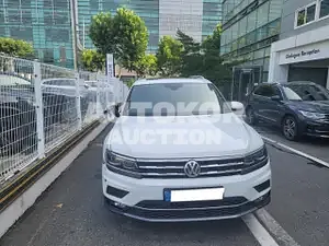 2021, Volkswagen / Tiguan Allspace, VIN: WVGZZZ5NZLM177944, 30344 км., diesel
