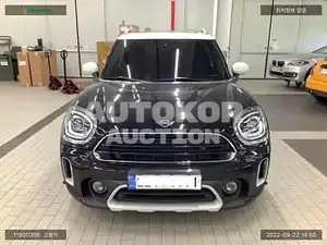 2021, MINI / Countryman, VIN: WMW31BR06M3N11111, 12595 км., gas