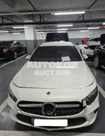 2021, Mercedes-Benz / a220, 81356 км., gas