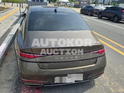 2022, Genesis / G90, 133455 км., gas, 3500 куб.см.