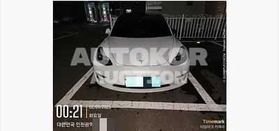 2020, Tesla / Model 3, 106537 км., electric, 225 куб.см.