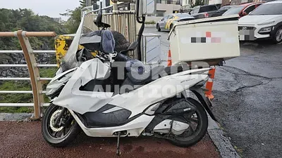 2019, BMW / 125, gas