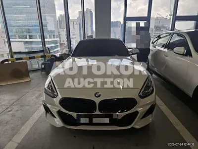 2024, BMW / Z4, 11818 км., gas