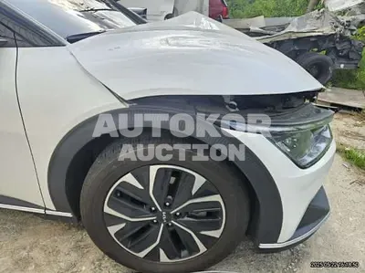 2023, Kia / ev6, VIN: KNAC281AFPA600278, 131102 км., electric