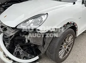 2017, Porsche / Cayenne, VIN: WP1AF2926HLA31166, 64586 км., diesel