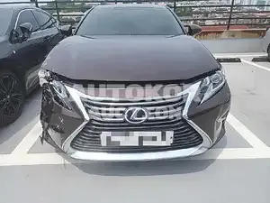 2017, Lexus / ES 300, 115208 км., hybrid, 2494 куб.см.
