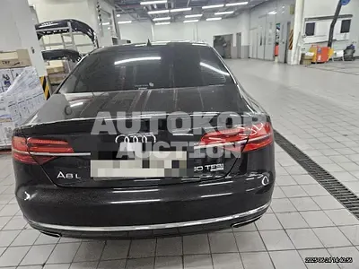 2015, Audi / A8, 307110 км., gas