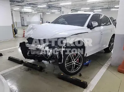 2020, Audi / SQ5, VIN: WAUZZZFY2L2083547, diesel