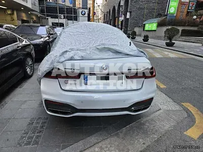 2022, BMW / m760li, 18428 км., gas