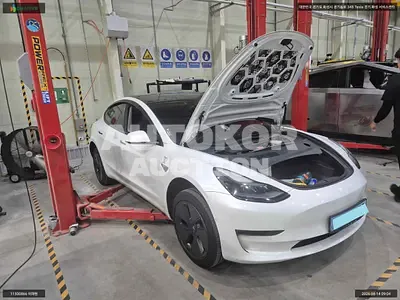 2021, Tesla / Model 3, VIN: 5YJ3E1EBXMF081126, 269197 км., electric, 1 куб.см.