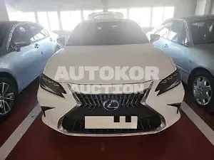 2022, Lexus / ES 300, VIN: JTHBA1C1XN2011131, 40844 км., hybrid, 2487 куб.см.