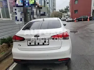 2016, BMW / Z1, 36996 км., gas, 1591 куб.см.