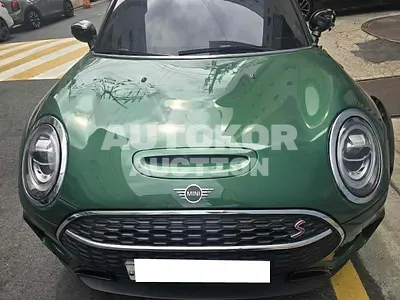 2020, MINI / Clubman, VIN: WMWXJ5104L2M77513, 49513 км., gas