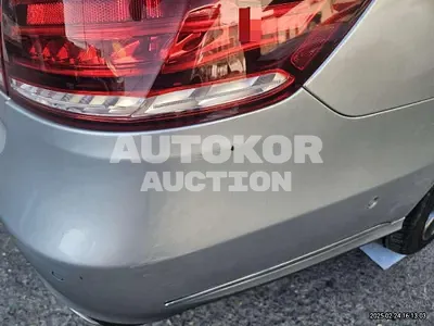 2015, Mercedes-Benz / E 250, unknown