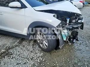 2016, Hyundai / Tucson, VIN: KMHJ281ABHU273733, diesel