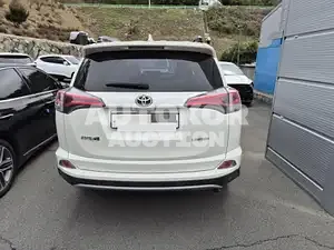 2018, Toyota / RAV4, VIN: JTMYFREV2JD111380, gas, 2494 куб.см.