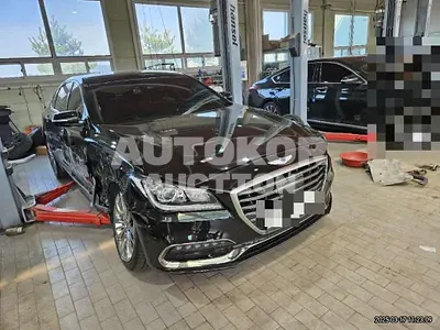 2018, Genesis / G80, 104207 км., gas, 3300 куб.см.