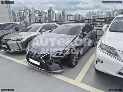 2019, Lexus / es300h, VIN: JTHB21B14K2034477, 106550 км., hybrid, 2487 куб.см.