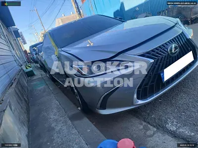 2023, Lexus / ES 300, VIN: JTHBA1C16R2020172, hybrid