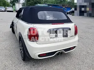 2021, MINI / Cooper, VIN: WMWWP1102M3M76780, gas